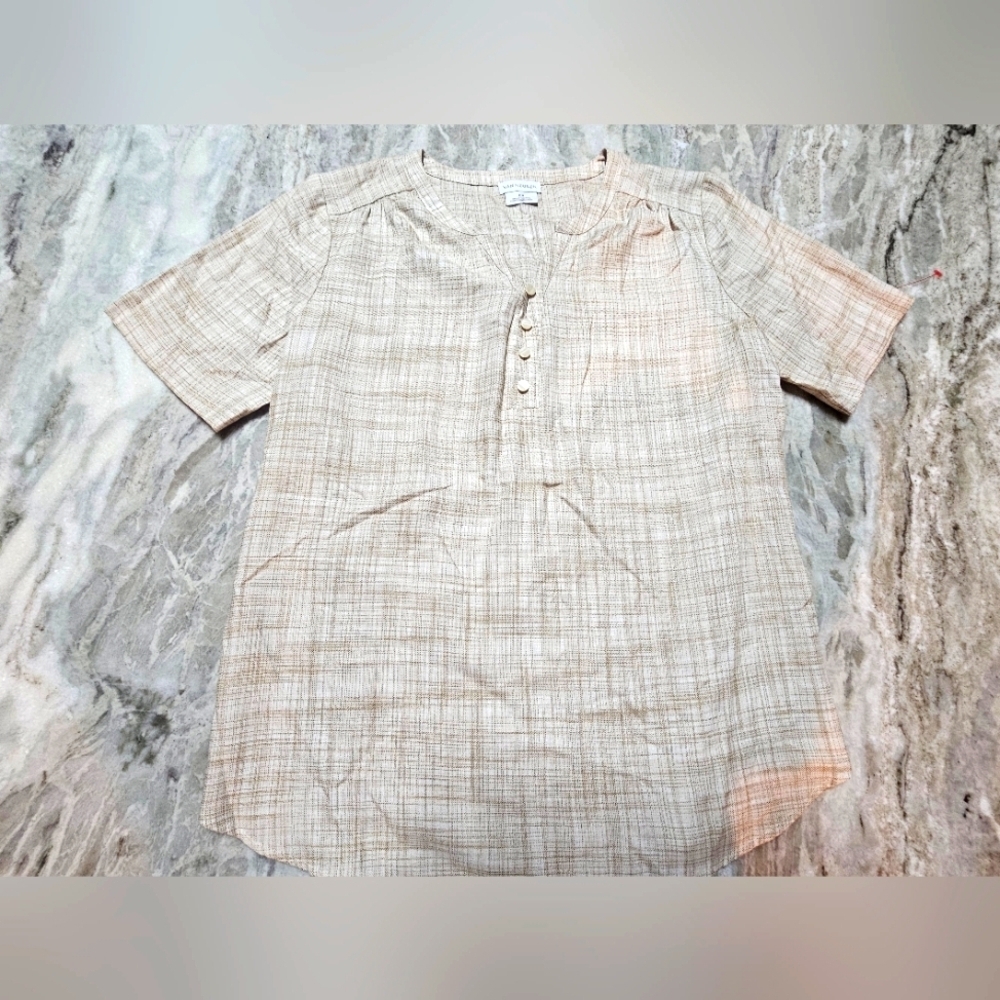 Van Heusen Beige Plaid Button Blouse Women’s M Business Casual Work Top